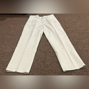 L.L. Bean Classic Fit Pants 34/29 men's pants bottoms khaki cream chino EUC!
